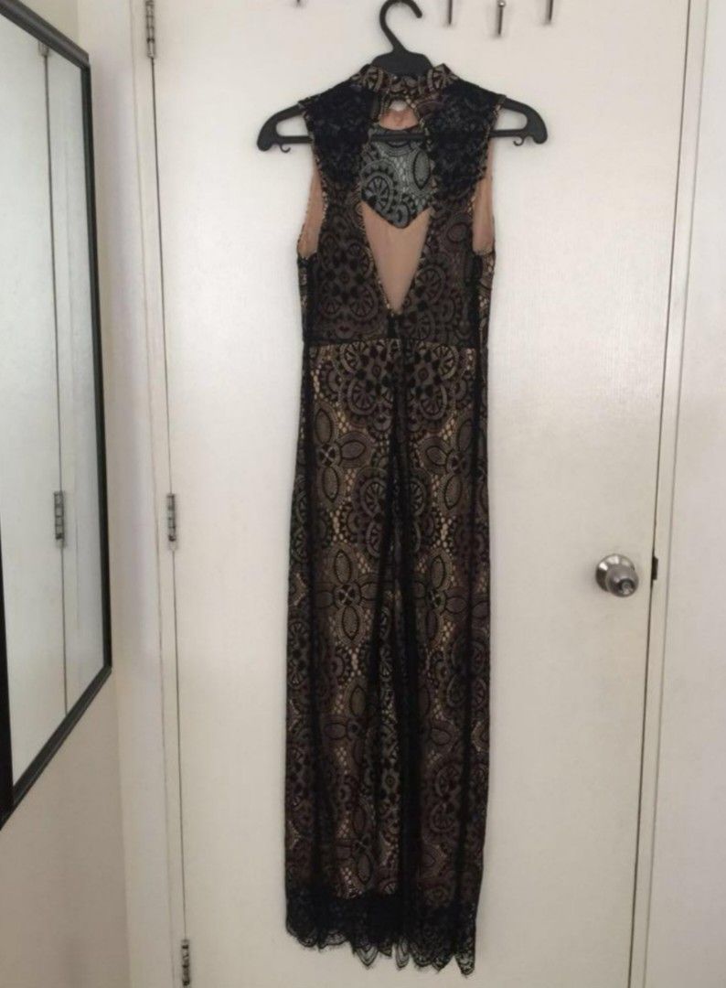 green emerald velvet dress Floral-Embroidered Tiered Maxi Dress Dusty Orchid / L