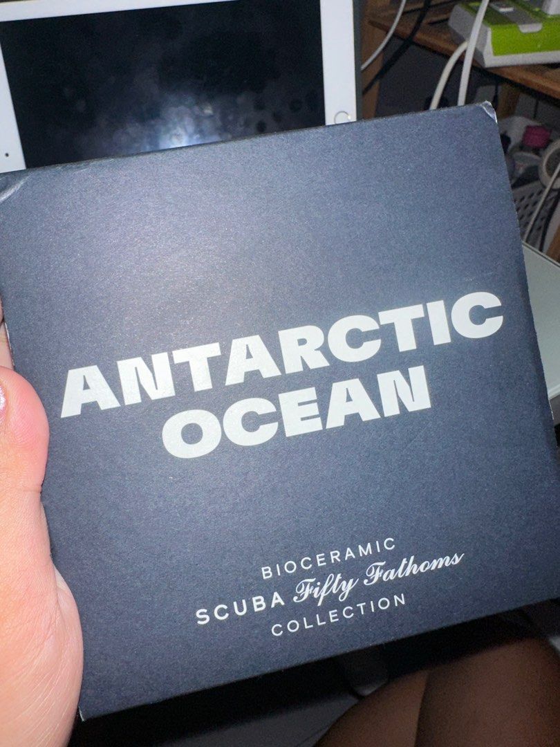 Blancpain x Swatch Antarctic Ocean (Category: Men's Watches) located in Mandaluyong City. Submitted by jelealyn.ph (Listing ID 1322676855, Image 3). Description: Bought in Taiwan last May 2024 Still with box Prime condition Rfs: A friend gifted me a better casual watch.