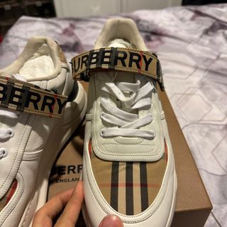 harga terjangkau untuk burberry authentic Sneakers Carousell Indonesia