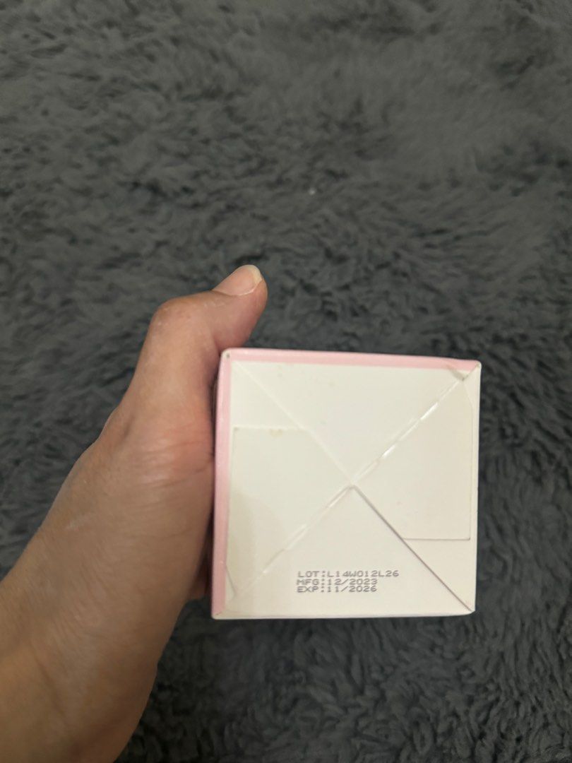 Cethaphil bright healthy radiance (Category: Face Care) located in Quezon City. Submitted by disney0111 (Listing ID 1322683080, Image 3). Description: .