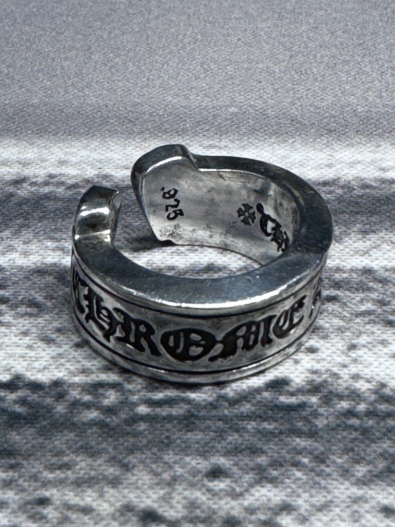 Chrome Hearts Scroll Label ロンT XLサイズ