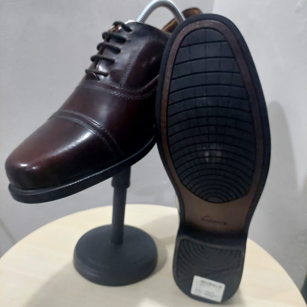 Clarks beeston cap shop