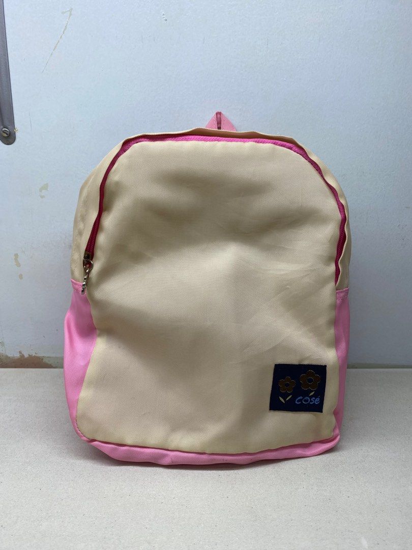 Cose Backpack for kids (Category: Carriers & Slings) located in Manila. Submitted by randomstuff.mnl (Listing ID 1322604039, Image 1). Description: Length: 8 in Width: 3.5 in Height: 10 in.