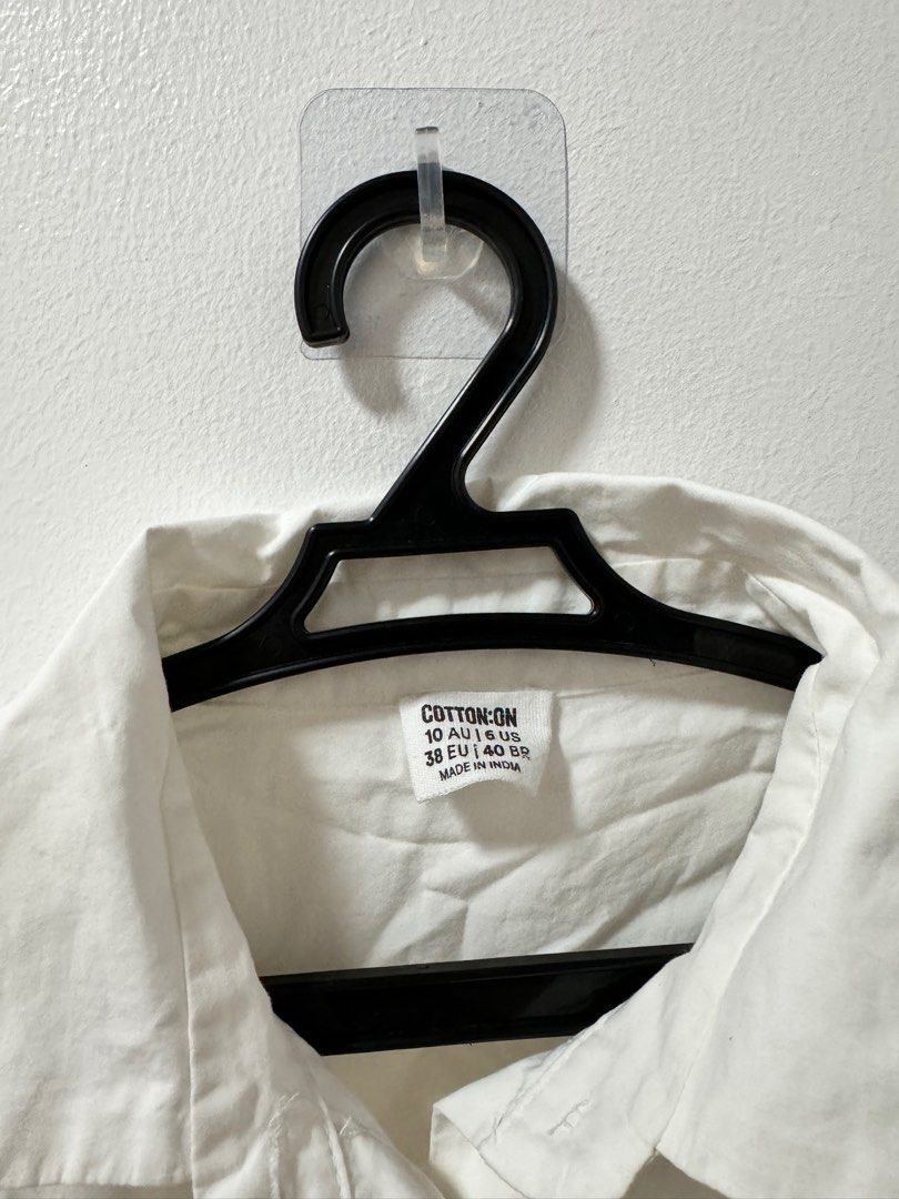 Cotton On White Dress (Category: Dresses) located in Victoria. Submitted by carufinds (Listing ID 1322655530, Image 2). Description: ✅ Personal Pre-loved ✅ Used once only ✅ Fits M-L body frame Ships via J&T or LBC SF shouldered by buyer J&T ₱100 LBC ₱150.