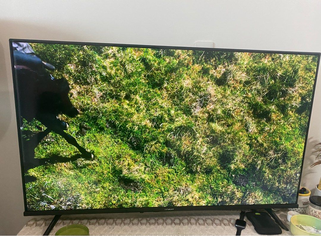 DEVANT 43” SMART TV (Category: TV) located in Pasig City. Submitted by dmnqarch (Listing ID 1322690760, Image 2). Description: DEVANT 43STV103 Inclusions: Original remote, Set-up Guide, Manual, Warranty Card(lapsed) Got it brand new and I’ve only been using it for a year. Exterior is dusty, but no issues, defects or history of repairs. No box. Price is still negotiable and I can include free file copies of movies and series I have..