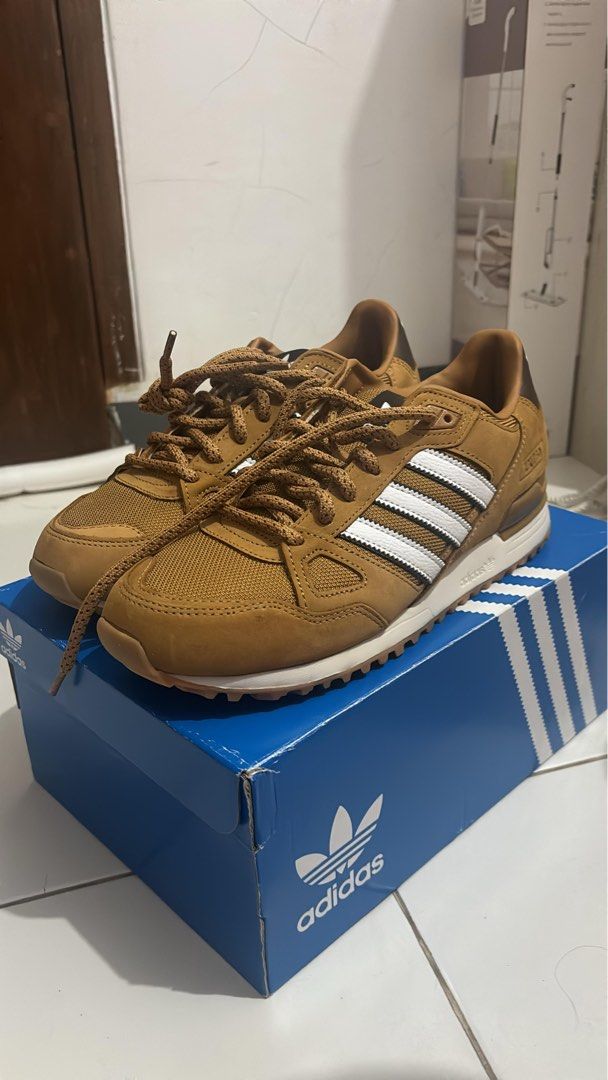 ADIDAS ZX 750 ORIGINAL Fesyen Pria Sepatu Sneakers di Carousell