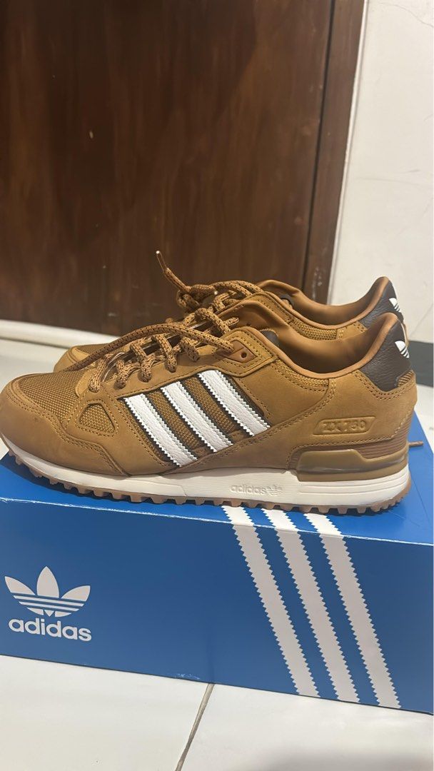 ADIDAS ZX 750 ORIGINAL Fesyen Pria Sepatu Sneakers di Carousell