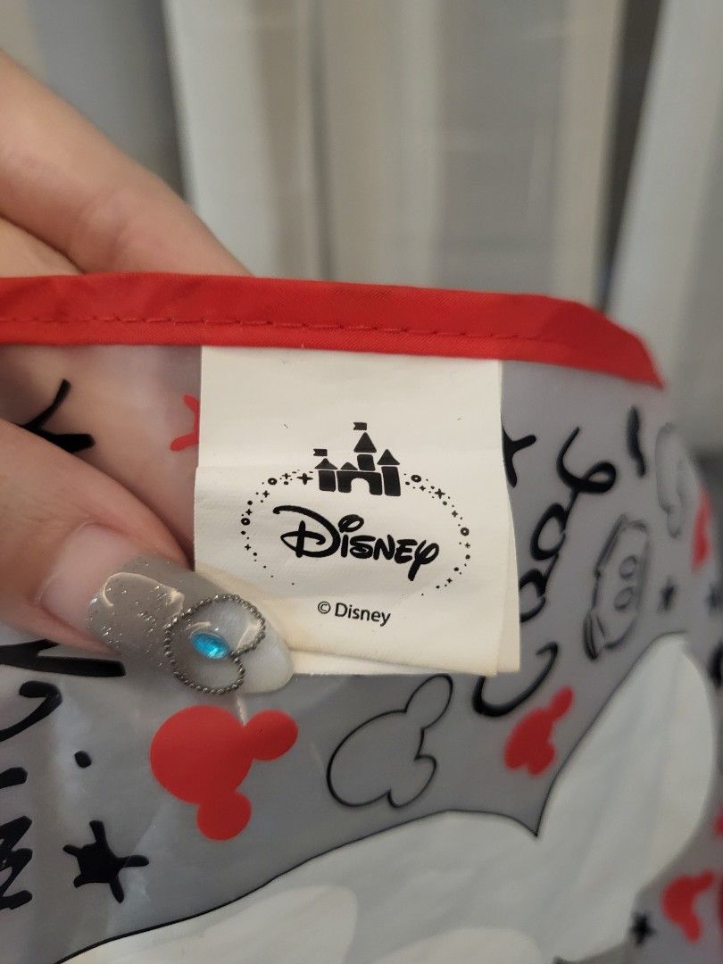 Disney Mickey Baby Bib (Category: Other Baby Bathing & Changing Needs) located in San Fernando. Submitted by jpmarketplace2023 (Listing ID 1322708168, Image 3). Description: 💚 All items are authentic from Japan. 💛 MOP: GCash (❌️ GCash Protect) 🩵 MOD: LBC only (❌️ S. Checkout, COD, COP) 💙 Meet-up: Vista Mall, San Fernando, Pampanga 💜 All items are on-hand. 🧡 First to pay gets the item first. ❤️ Breakable items are packed with care and cautio