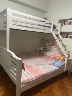 (Category: ) located in . Submitted by yoyo79 (Listing ID 1322710420, Image 1). Description: .