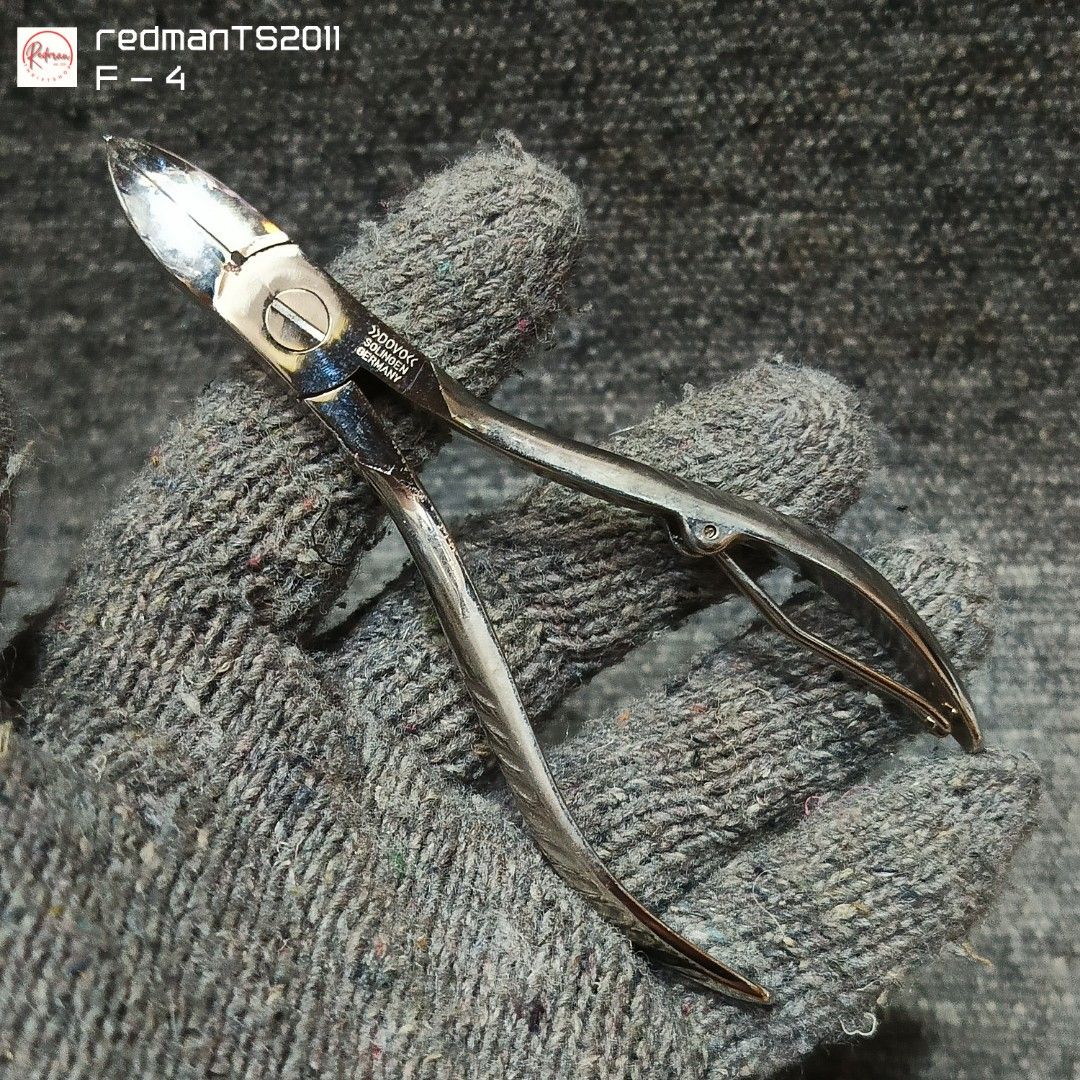 Dovo Solingen Germany Nail Clippers (Category: Hands & Nails) located in Meycauayan. Submitted by redmants2011 (Listing ID 1322622897, Image 3). Description: Comes with Leather Case and Solingen filer..