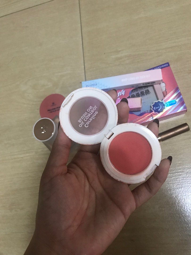 Ever Bilena Pillow Pop Cream Blush (Category: Makeup) located in Pasay City. Submitted by spongefinds (Listing ID 1322601478, Image 3). Description: shade: Dreamy Coral recently bought, twice lang nagamit w FREE CARELINE OIL CONTROL BLUSH ON (Used).
