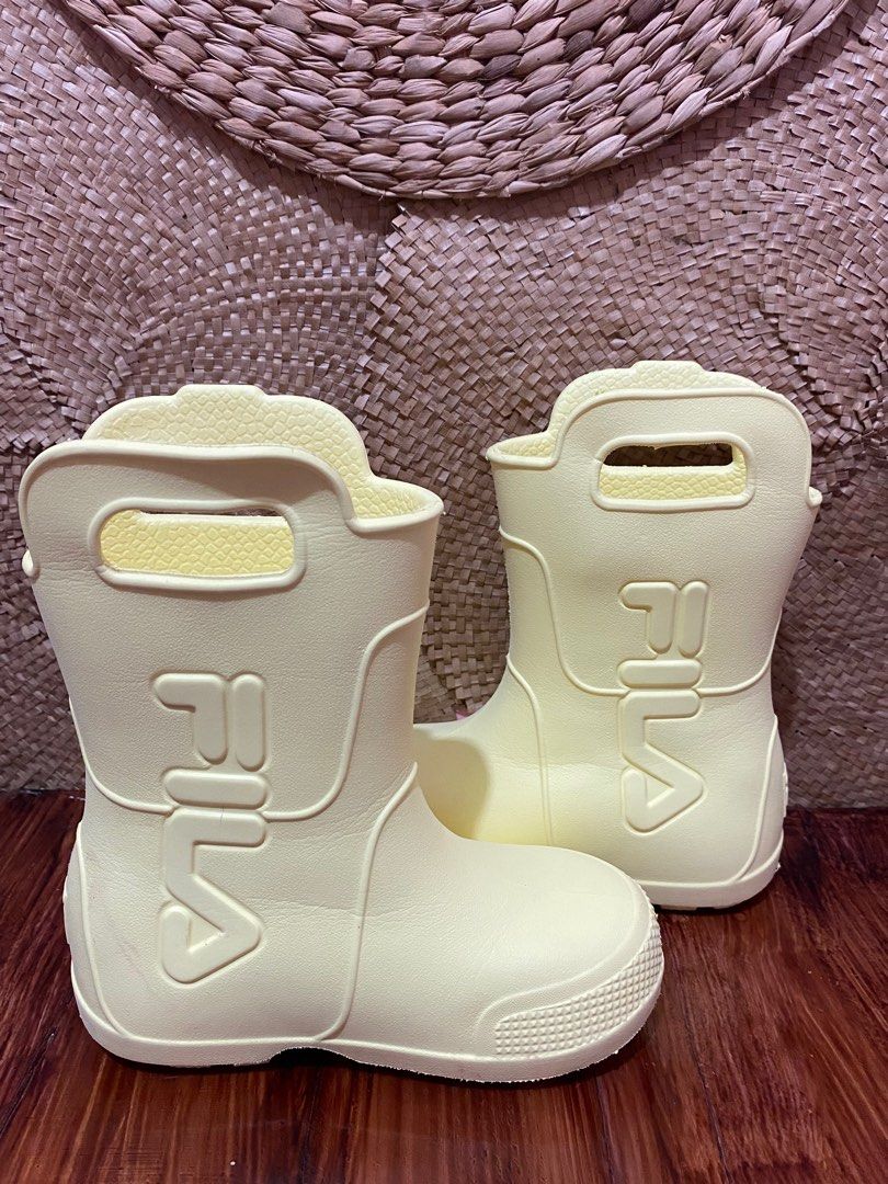 SALE Fila rainboots Babies Kids Babies Kids Fashion on Carousell