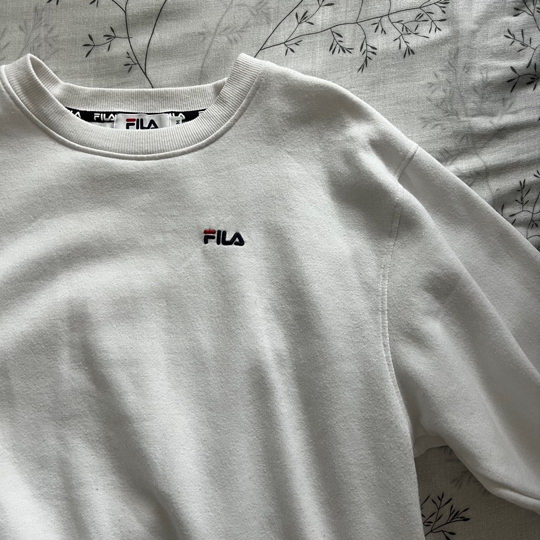fila white sweater