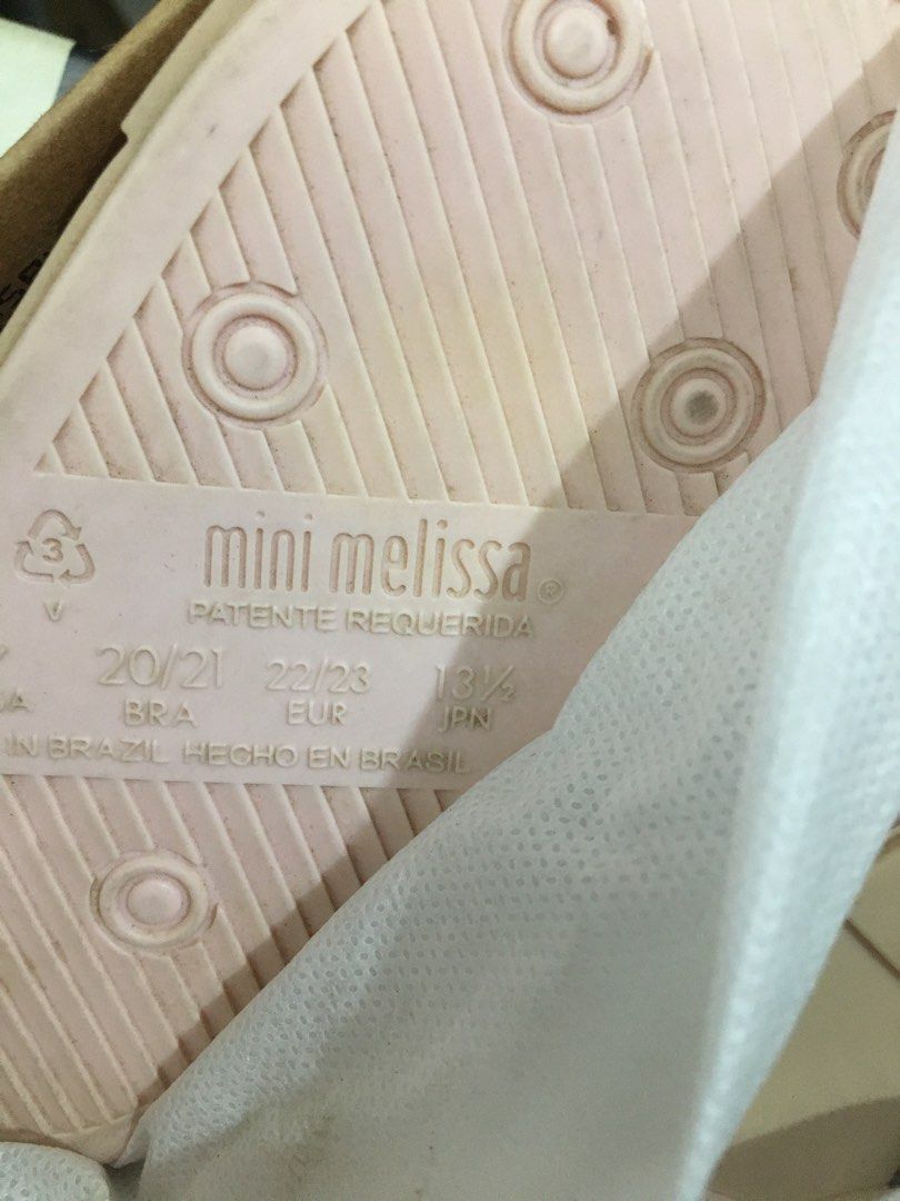 FOR SALE‼️Mini MELISSA (Category: Babies & Kids Fashion) located in Manila. Submitted by act23 (Listing ID 1322629625, Image 3). Description: Mini Mel Complete with Box .