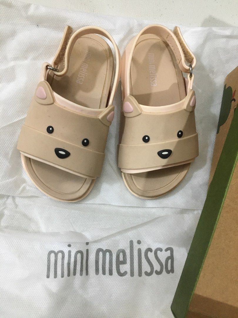 FOR SALE‼️Mini MELISSA (Category: Babies & Kids Fashion) located in Manila. Submitted by act23 (Listing ID 1322629625, Image 2). Description: Mini Mel Complete with Box .