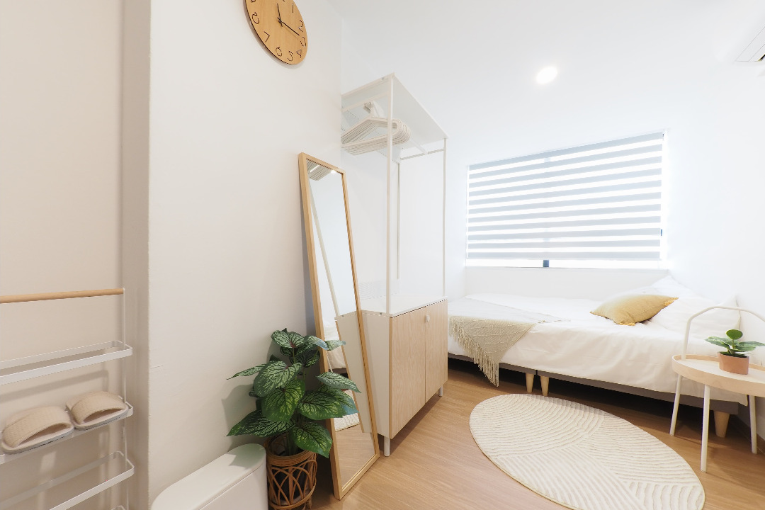 (Category: ) located in . Submitted by kinresidences (Listing ID 1322571876, Image 1). Description: .