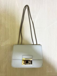 （分類：）位於 。 由 ____v__ 提交（商品編號 1322608670，圖片 1）。簡介： 。