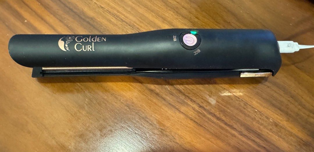 Golden Curl Cordless Styler