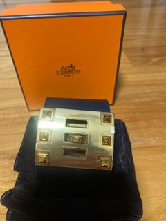 (Category: ) located in . Submitted by helloannetan (Listing ID 1322710062, Image 1). Description: .