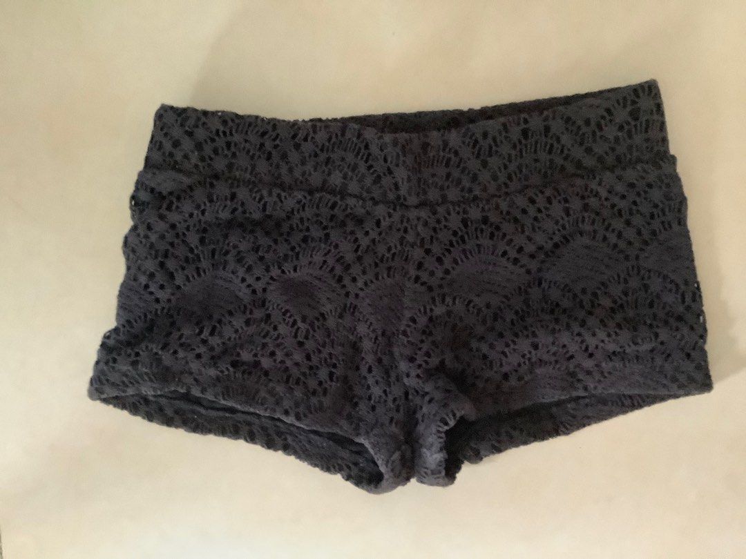 H&m lace shorts hot sale
