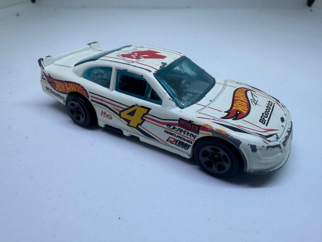 Hot Wheels 10 Chevy Impala
