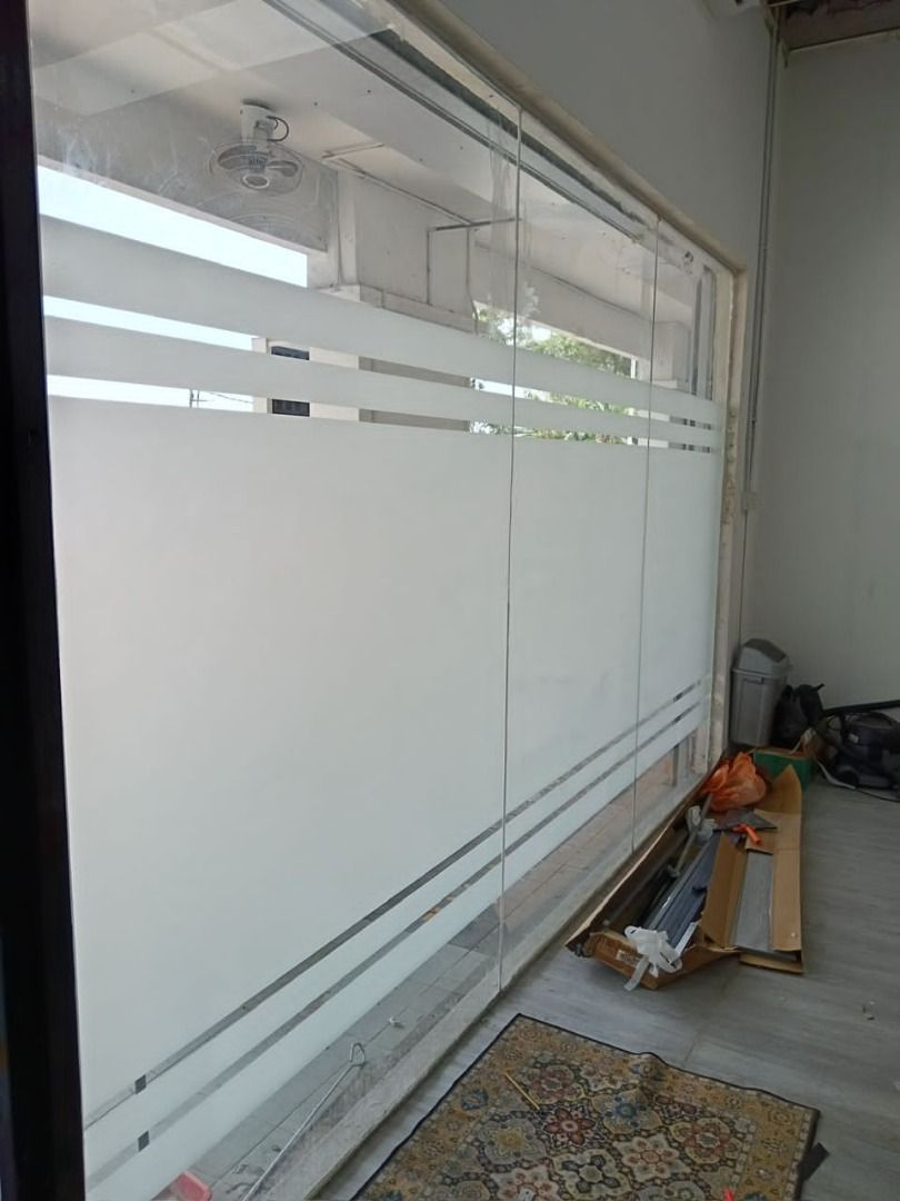 INSTALL FROSTED STICKER l pelekat tinted kabur privasi anda, Furniture ...