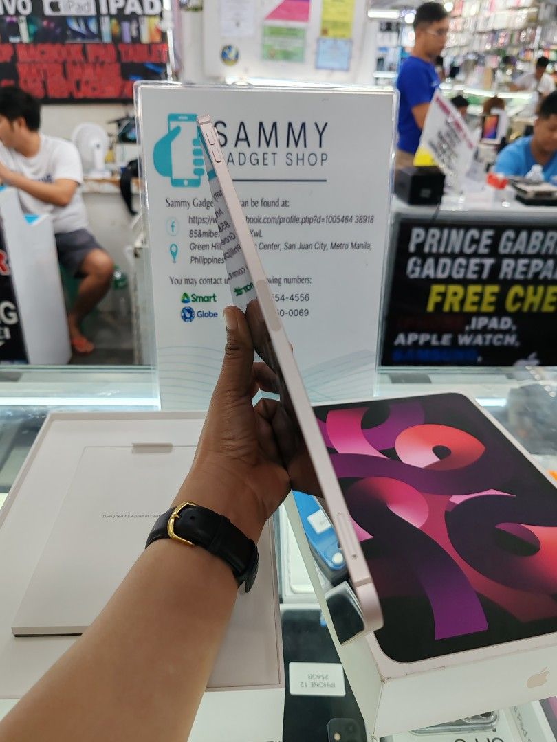 Ipad Air 5 256 wifi/cellular (Category: iPad) located in Quezon City. Submitted by ronalynac40976 (Listing ID 1322640956, Image 3). Description: Ipad air 5 256 Wifi/Cellular Good as new Complete package 📍pick up store in greenhills shopping center 📍We accept ship nationwide via (lbc) 📍We accept creditcard installment+% 📍We accept Ggives+% 📍dm or call for fast transaction 📞09425544556/09279500069 📍Located @ Aquarium area stall# Y-18 look fo