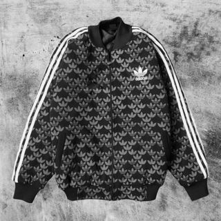 (Kategori: ) berada di . Dikirim oleh nethrift (ID iklan 1322607597, Gambar 1). Deskripsi: .