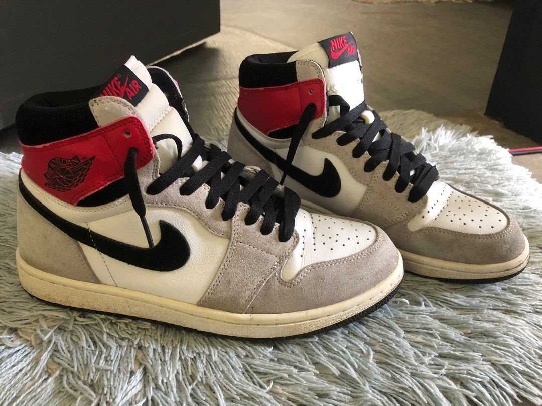 Jordan 1 retro high smoke gray (Category: Sneakers) located in Baao. Submitted by thrift.ko (Listing ID 1322592658, Image 2). Description: 8.5 Nice Rare color way Issue last pic( but can be covered by pants) also lightly noticeable .