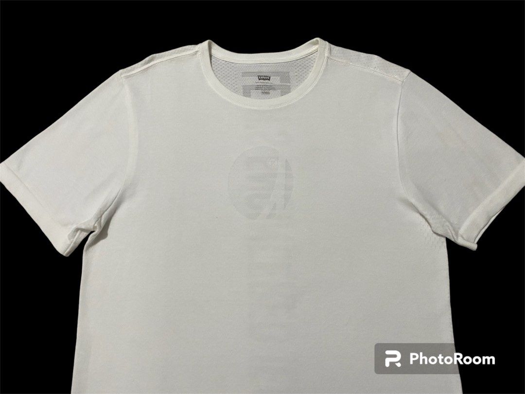 Levi s Engineered Knit tee shirt Original Men s Fashion Tops Sets Tshirts Polo Shirts on Carousell