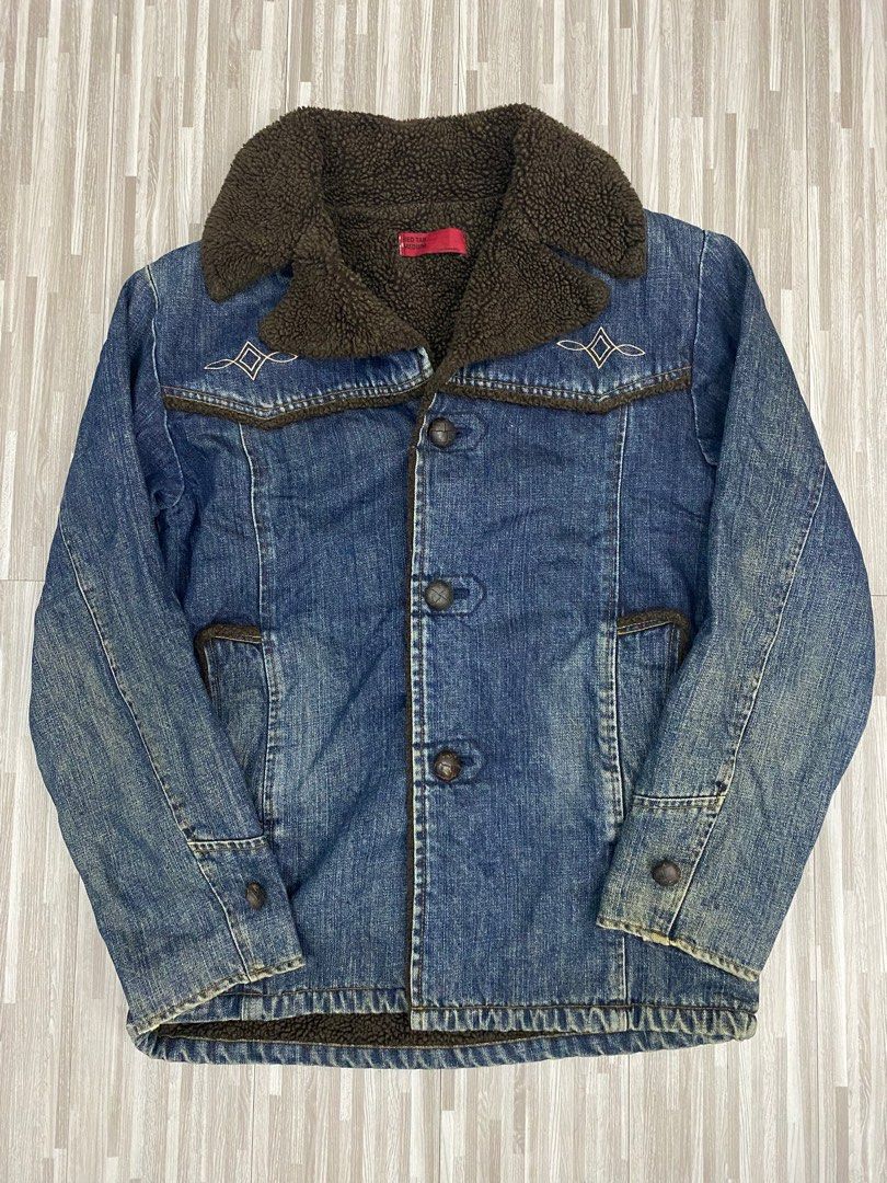 Levis Aztec jacket Men s Fashion Coats Jackets and Outerwear on Carousell
