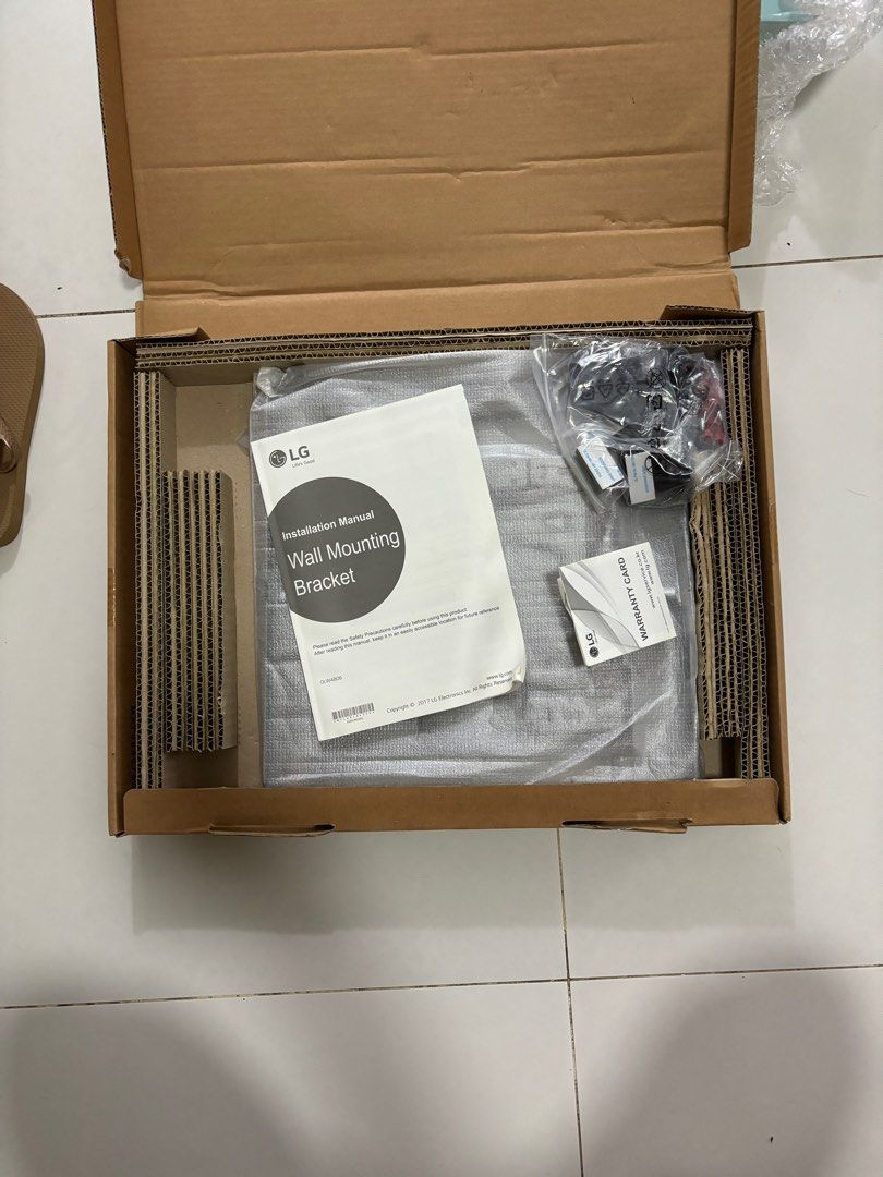 LG EZ SLIM WALL MOUNT (Category: Other Accessories) located in Santa Rosa. Submitted by nicoledumps (Listing ID 1322730681, Image 2). Description: LG EZ Slim Wall Mount 🔥 Price: ₱2000+ SF 📦 Shipping: J&T Express (Shipping fee to be shouldered by buyer) 📍 Meet-up: Santa Rosa, Laguna Message me for faster transaction! 📩 Payment Options: GCash Maya Note: Strictly NO CANCELLATION after confirmation ❌ No COD Payment first policy.