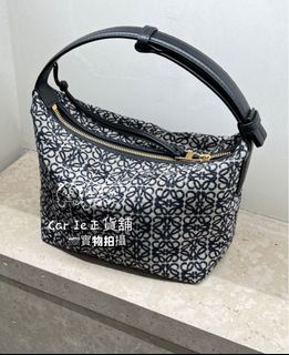 （分類：）位於 。 由 carcarie 提交（商品編號 1322707611，圖片 1）。簡介： 。
