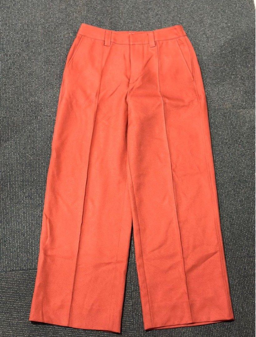 Love bonito pants (Category: Other Bottoms) located in Makati City. Submitted by stufflookup (Listing ID 1322593672, Image 1). Description: Hate to let this go! 😭 but maluwag na sya sakin huhu LAST PRICE NAAAA Tags zara mango ever new bershka h&m wide leg straight cut.
