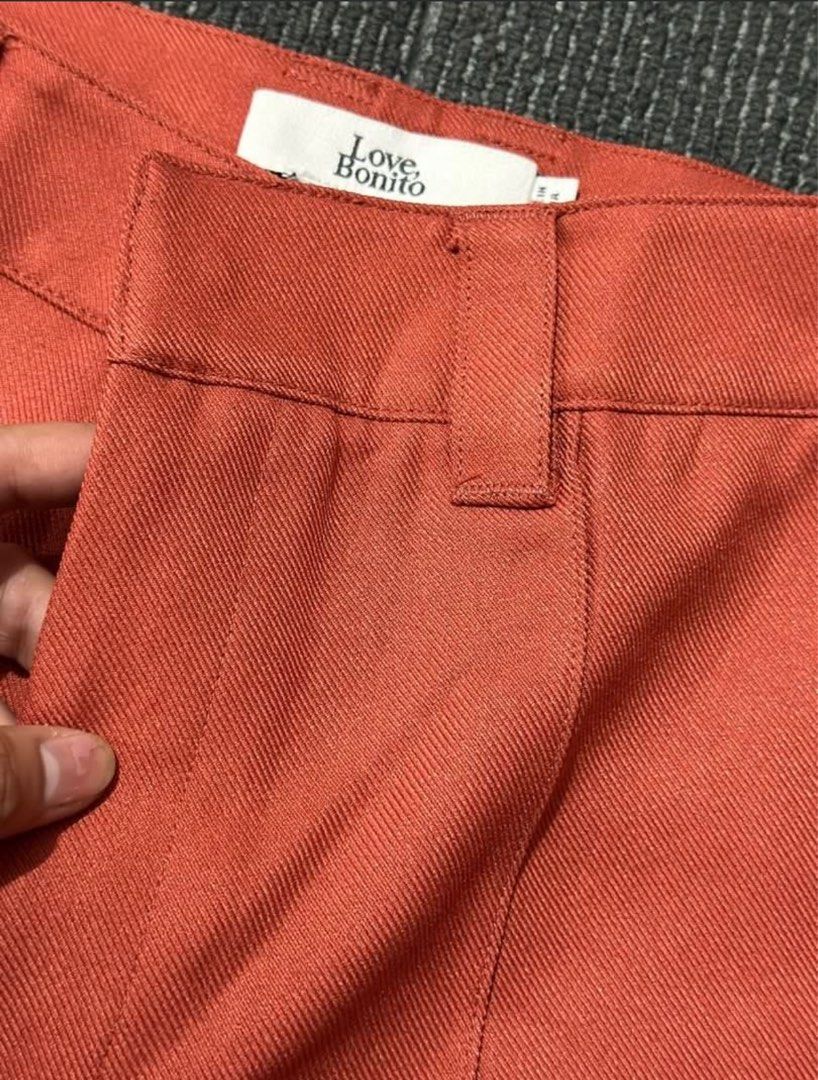 Love bonito pants (Category: Other Bottoms) located in Makati City. Submitted by stufflookup (Listing ID 1322593672, Image 2). Description: Hate to let this go! 😭 but maluwag na sya sakin huhu LAST PRICE NAAAA Tags zara mango ever new bershka h&m wide leg straight cut.