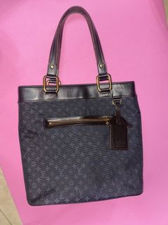 （分類：）位於 。 由 badgalriiii 提交（商品編號 1322700527，圖片 1）。簡介： 。