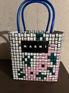 （分類：）位於 。 由 akane924 提交（商品編號 1322694288，圖片 1）。簡介： 。