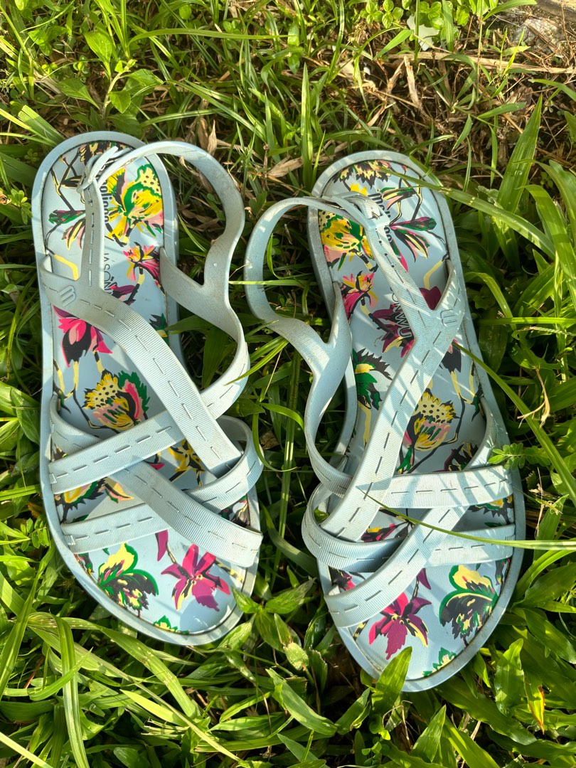 Melissa Hailey Jason Wu light blue rubber sandals