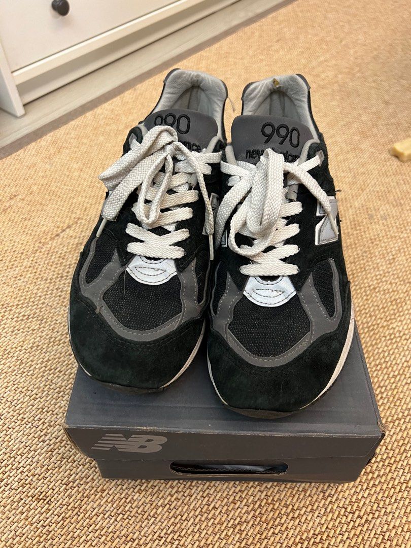 New Balance M990BK2 Carousell