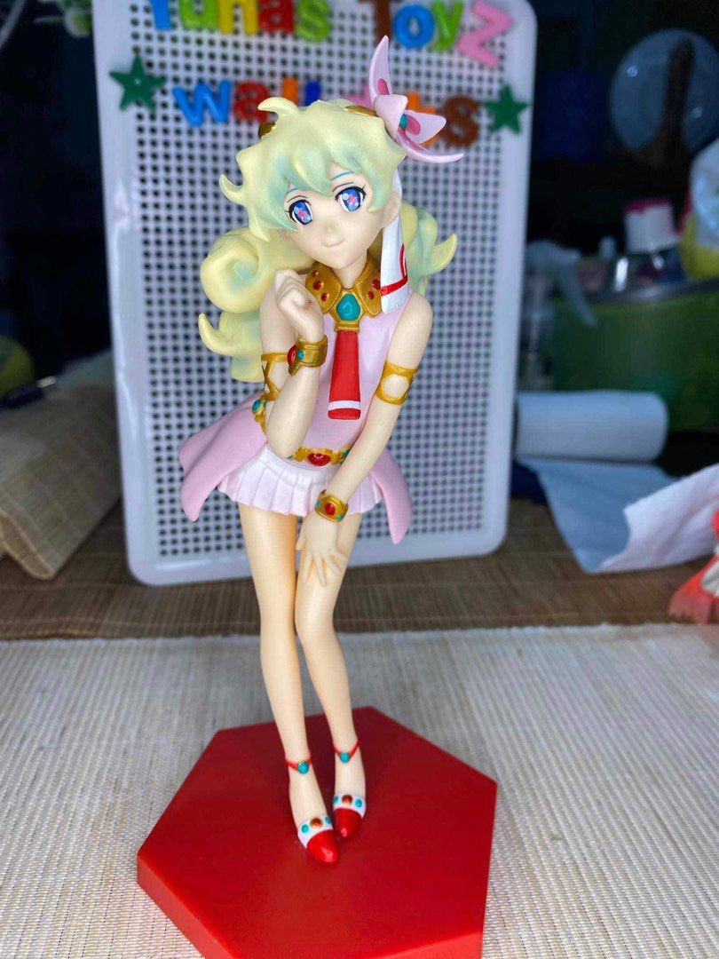 Nia Gurren Lagan (Category: Designer & Blind Box Toys) located in Dipaculao. Submitted by zorotoyz (Listing ID 1322653122, Image 1). Description: Box conditon 6/10.