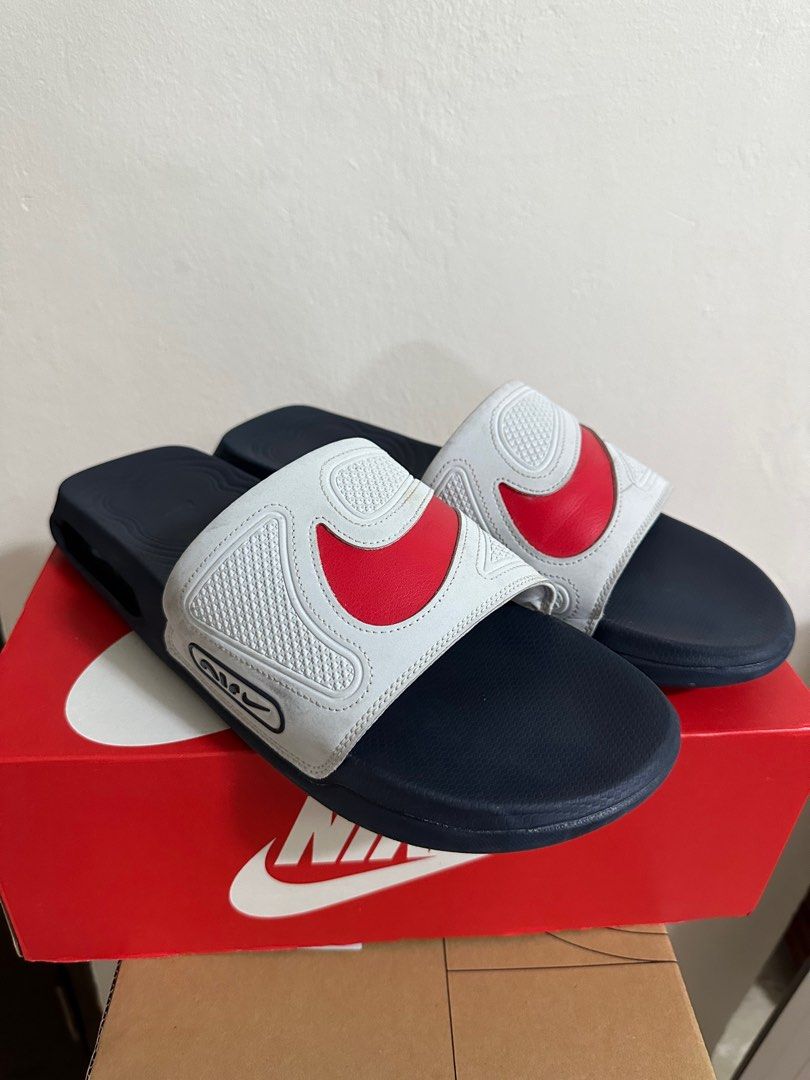 Nike slides with bubble discount