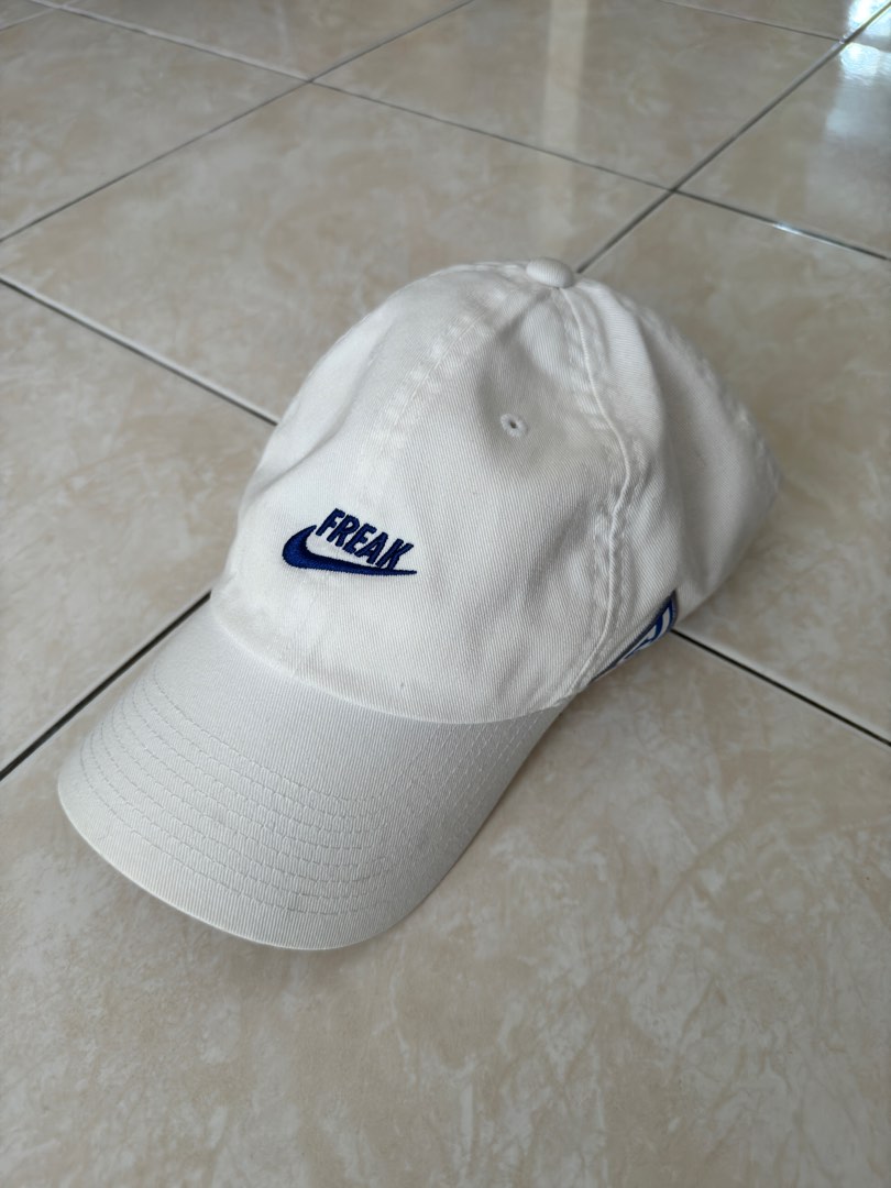 freak cap nike