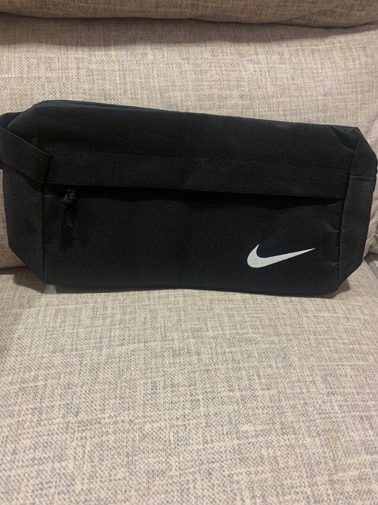 Clutch nike best sale