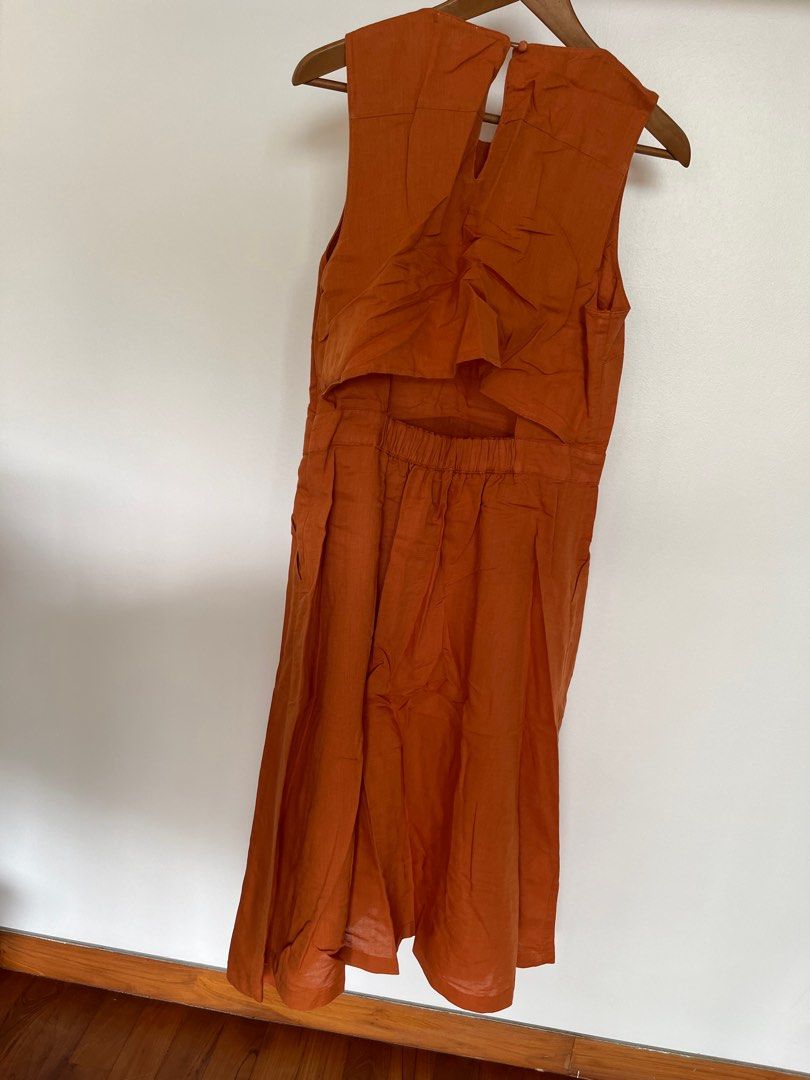 Rust Warehouse dress with back cut out Women s Fashion Dresses Sets Dresses on Carousell