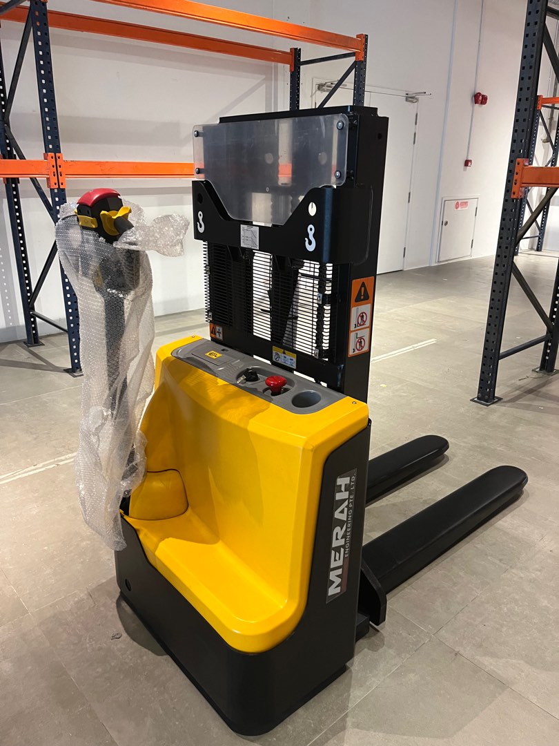 Electric Stacker - 1.5 Ton (2m - 3.3m), Furniture & Home Living, Home ...