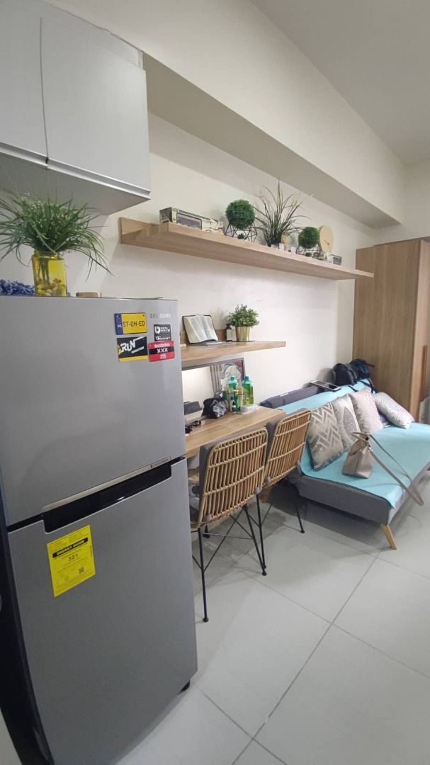 Studio Unit Condo for rent in Twin Oaks (Category: Apartments & Condos) located in Taytay. Submitted by thepottershandrealty (Listing ID 1322638285, Image 2). Description: STUDIO UNIT CONDOMINIUM FOR RENT IN TWIN OAKS Location: Mandaluyong City ---------- Studio Unit Fully Furnished Floor Area: 32sqm Rental fee: 25K per month plus monthly dues ------------ *If you want to know the fair market value of your property, we do appraisal services, valu