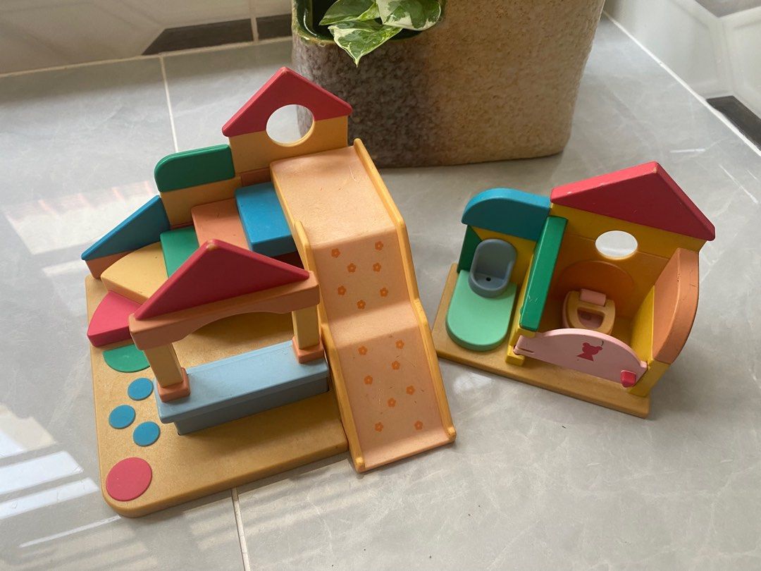 Sylvanian Families Primrose Nursery Park Toilet