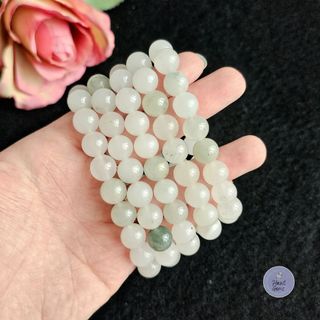 (Category: ) located in . Submitted by hawtgems (Listing ID 1322593125, Image 1). Description: .