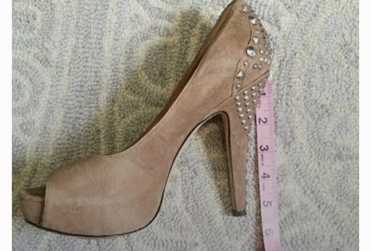 Vince camuto nude heel on sale
