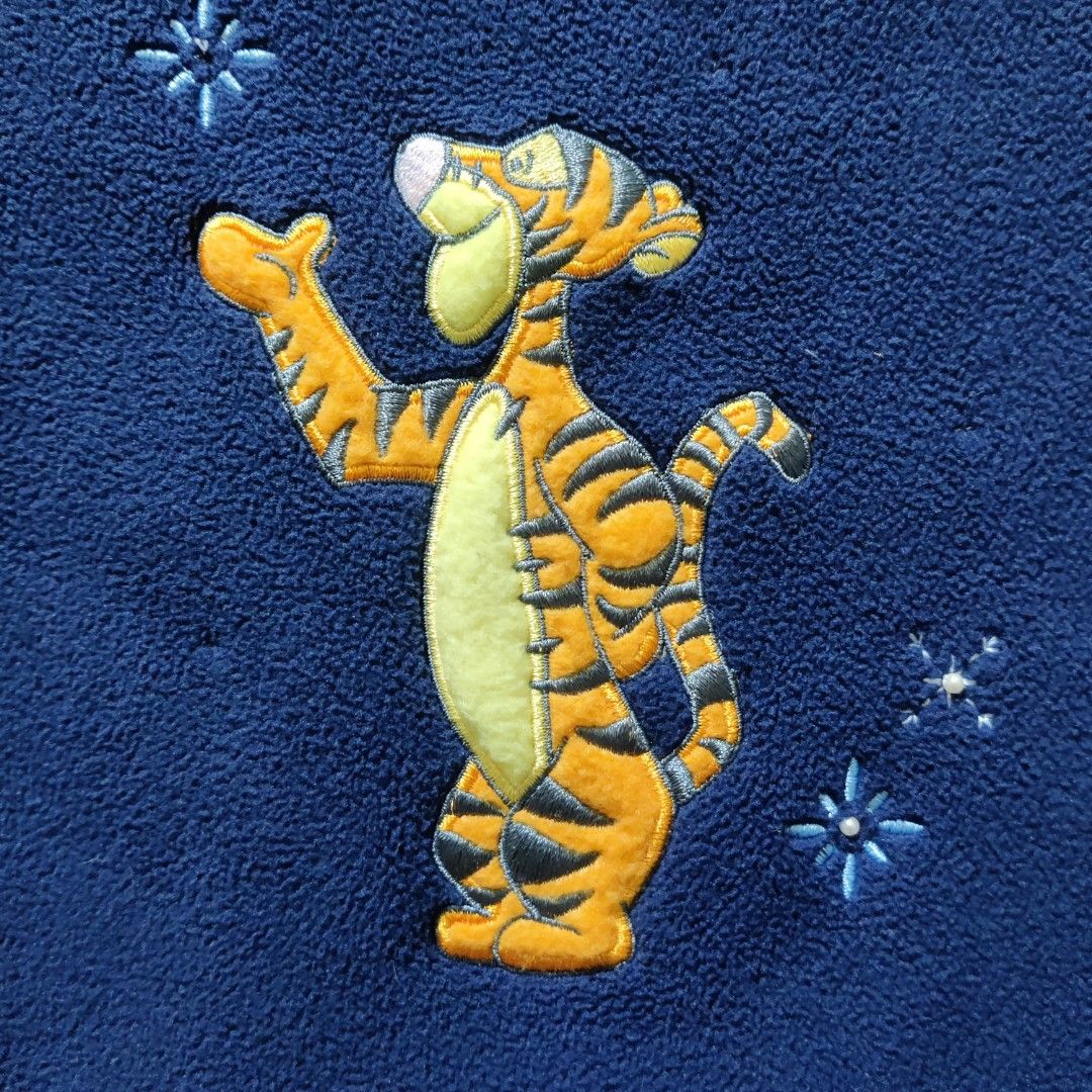 Vintage Disney Embroidered Tigger Sweatshirt (Category: Coats, Jackets and Outerwear) located in Quezon City. Submitted by ysha0976 (Listing ID 1322591339, Image 2). Description: Vintage Embroidered Tigger Sweatshirt ( Disney Store) size : Large on tag dimes : L27 x W23 plus SF via J&T.